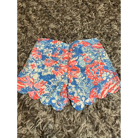Lilly Pulitzer Buttercup Scalloped Shorts size 00 - Picture 2 of 3